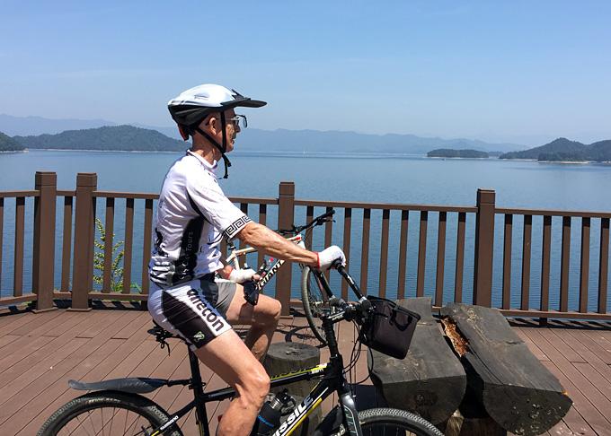 Cycle three provinces of east China, cycling tour from Hangzhou to Jingdezhen town 