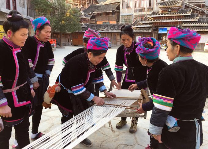 A peek at Fast-disappearing traditional hand craft in Guizhou