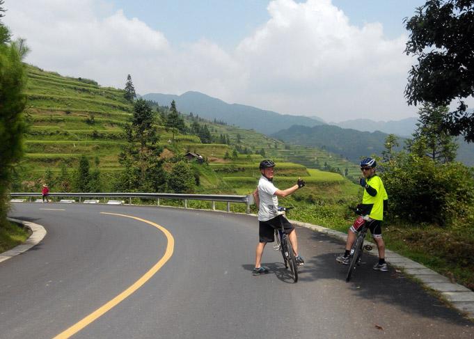 The rice terraces in Guizhou attracts our cyclists. 