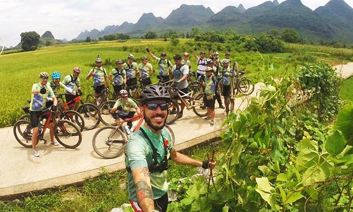 We finished 4 days' bike routes in two days, supper crazy group and life-long bike tour memory in Guilin. 